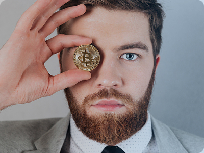 Julian Wolf – Chief Analyst bei Velora Nexen